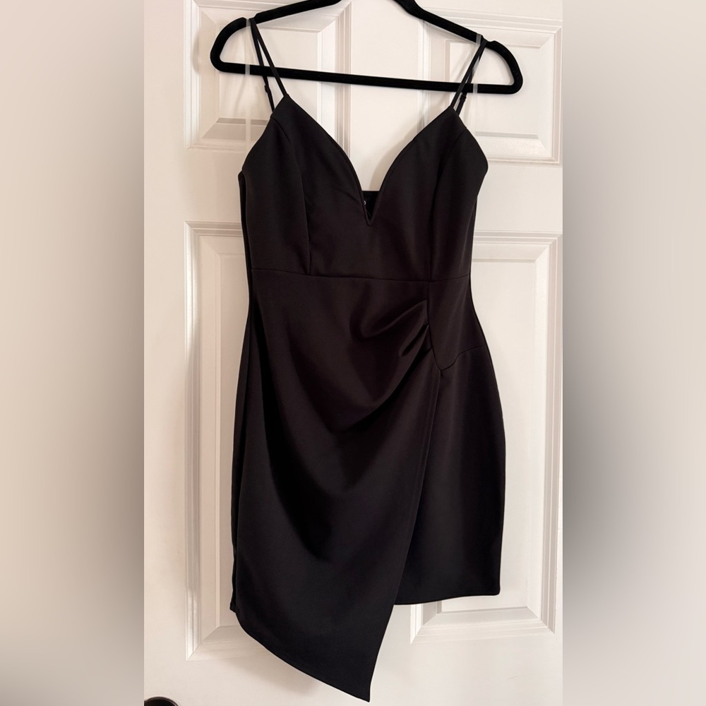 NWT Women’s Black Dress